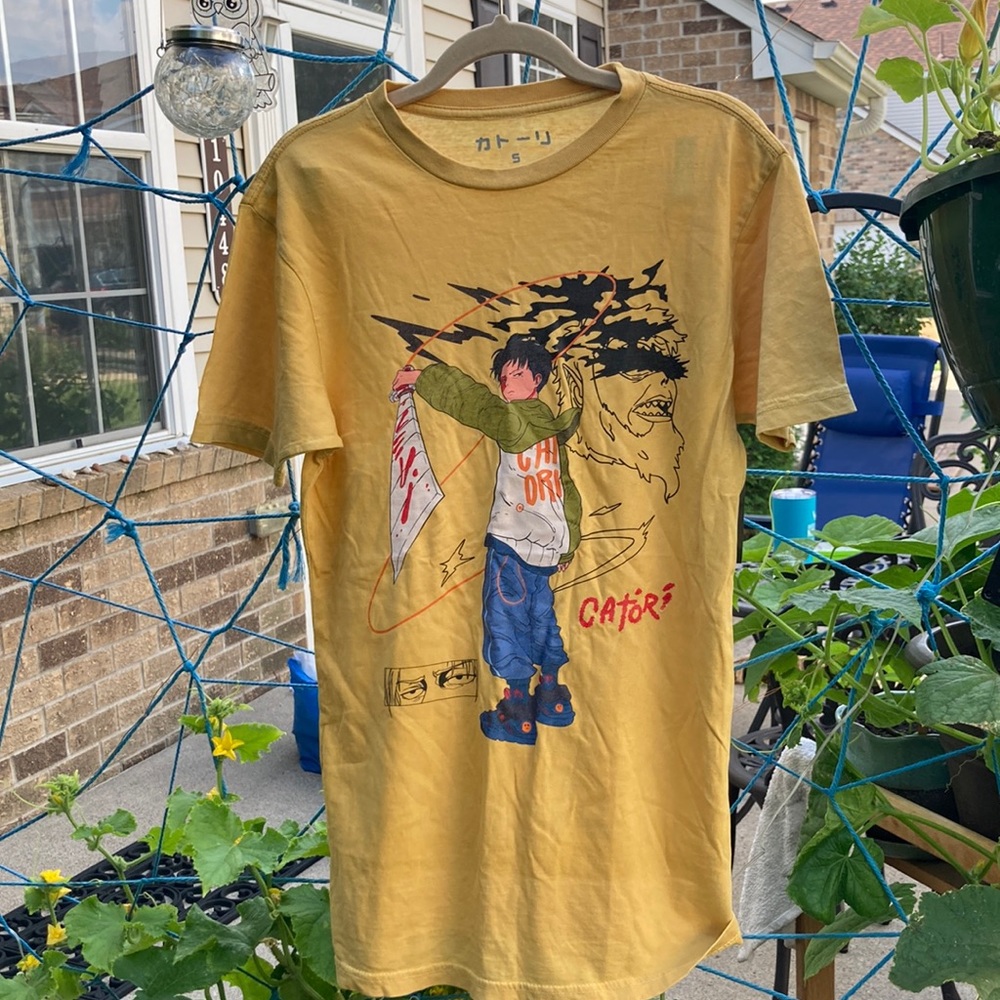 🍁Swiped Anime T-shirt in Small - Picture 1 of 5